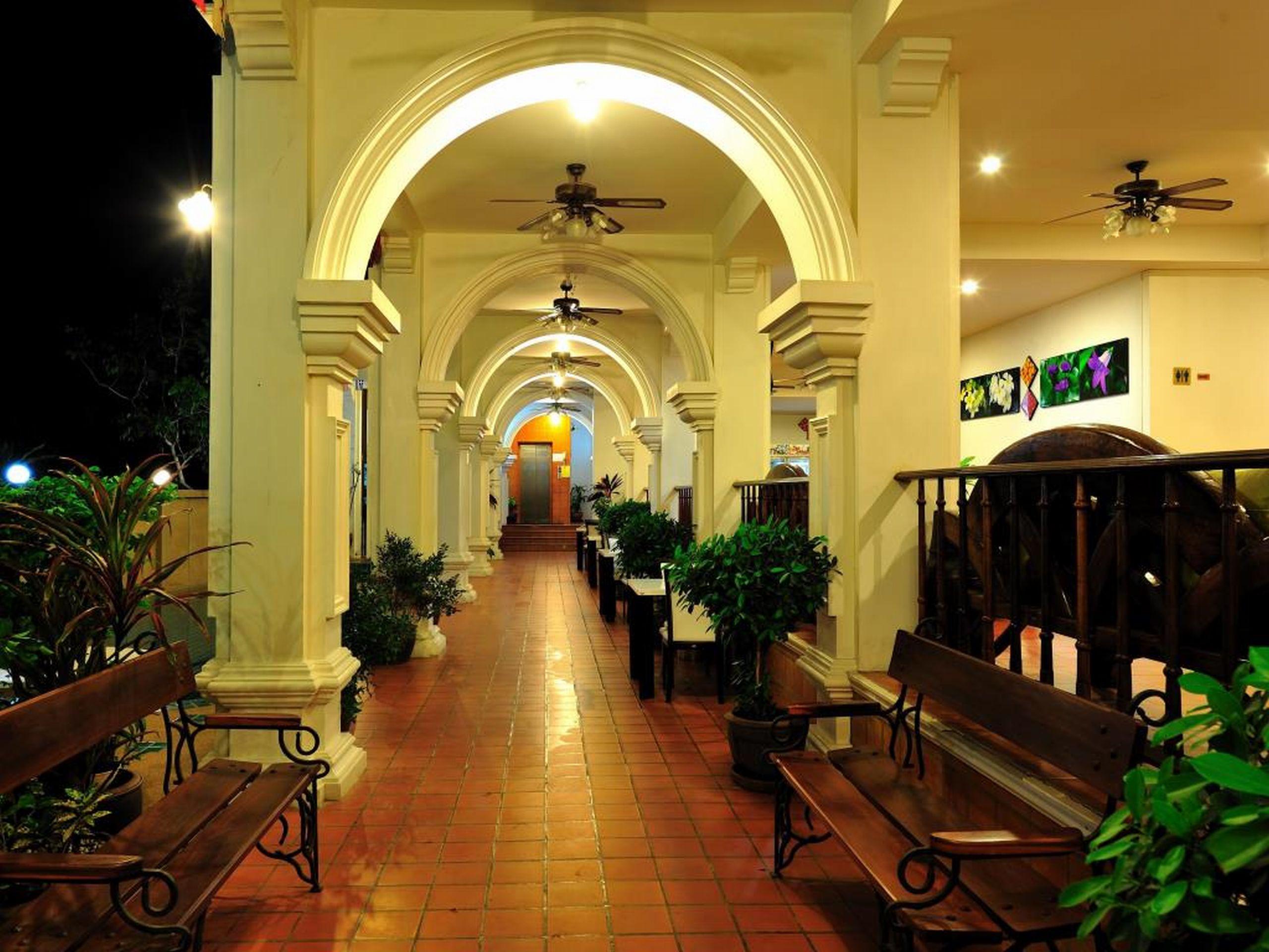 Apk Resort Patong Exterior foto