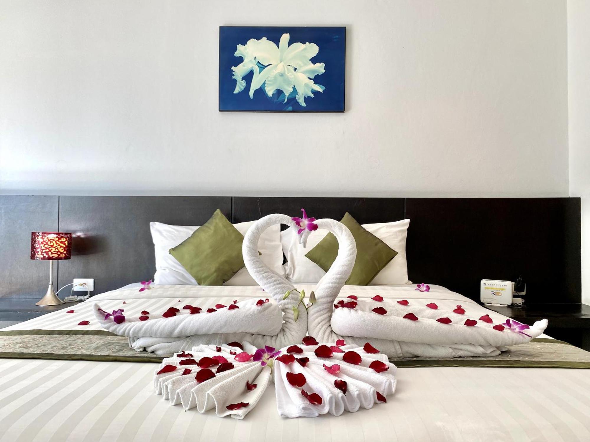 Apk Resort Patong Exterior foto